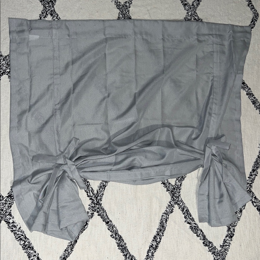 Mainstays Tie Up Velcro Balloon Shade Soft Silver Curtain Panel Approx 42” x 63”
